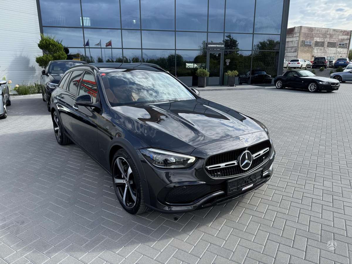 Mercedes-Benz C-Class All-Terrain - 9