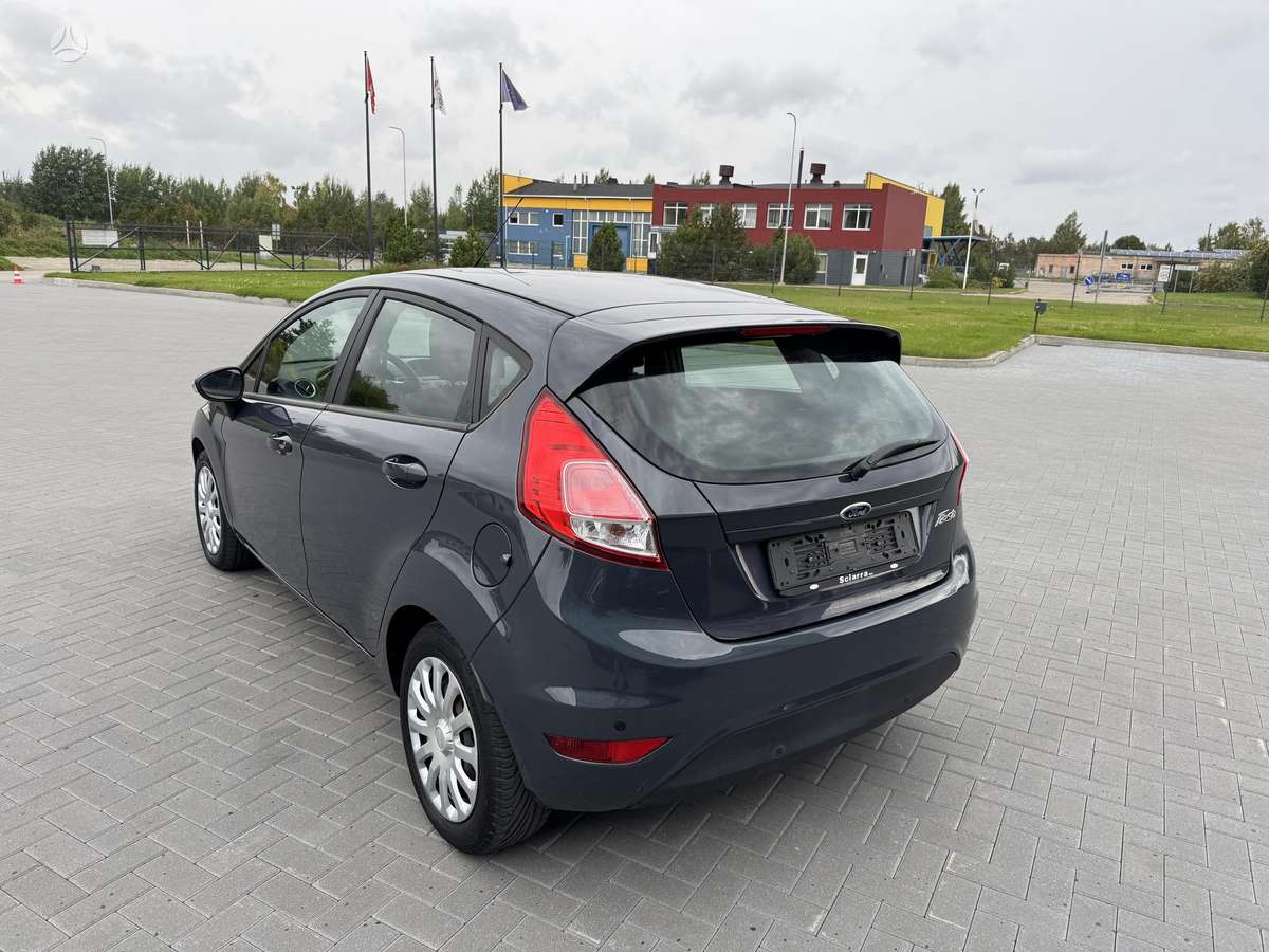 Ford Fiesta - 4