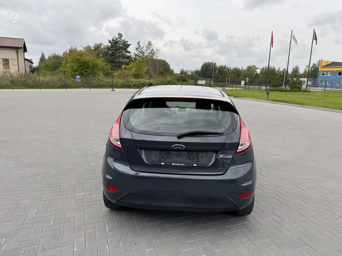 Ford Fiesta - 5