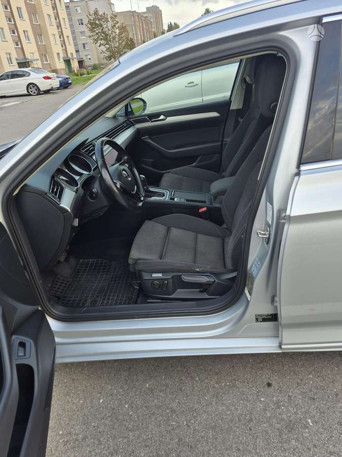 Volkswagen Passat, 2.0 l., Универсал