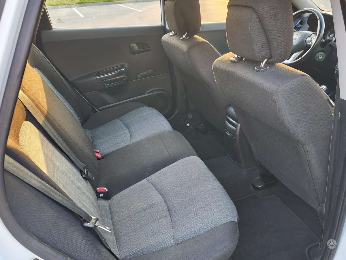 Kia Ceed, 1.6 l., Хэтчбек