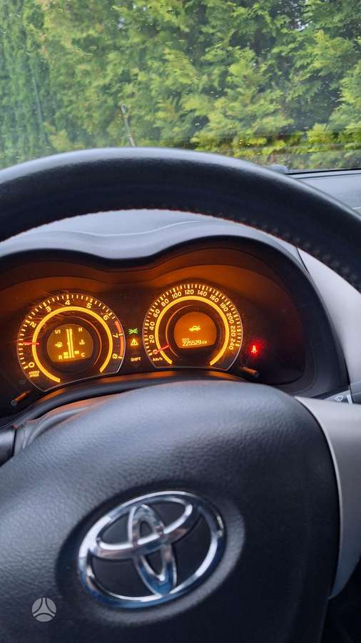 Toyota Corolla - 11