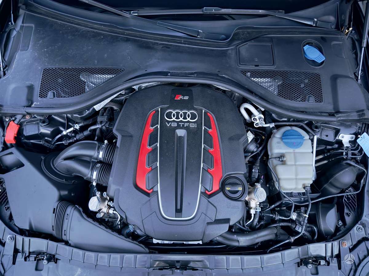Audi RS 6 - 8