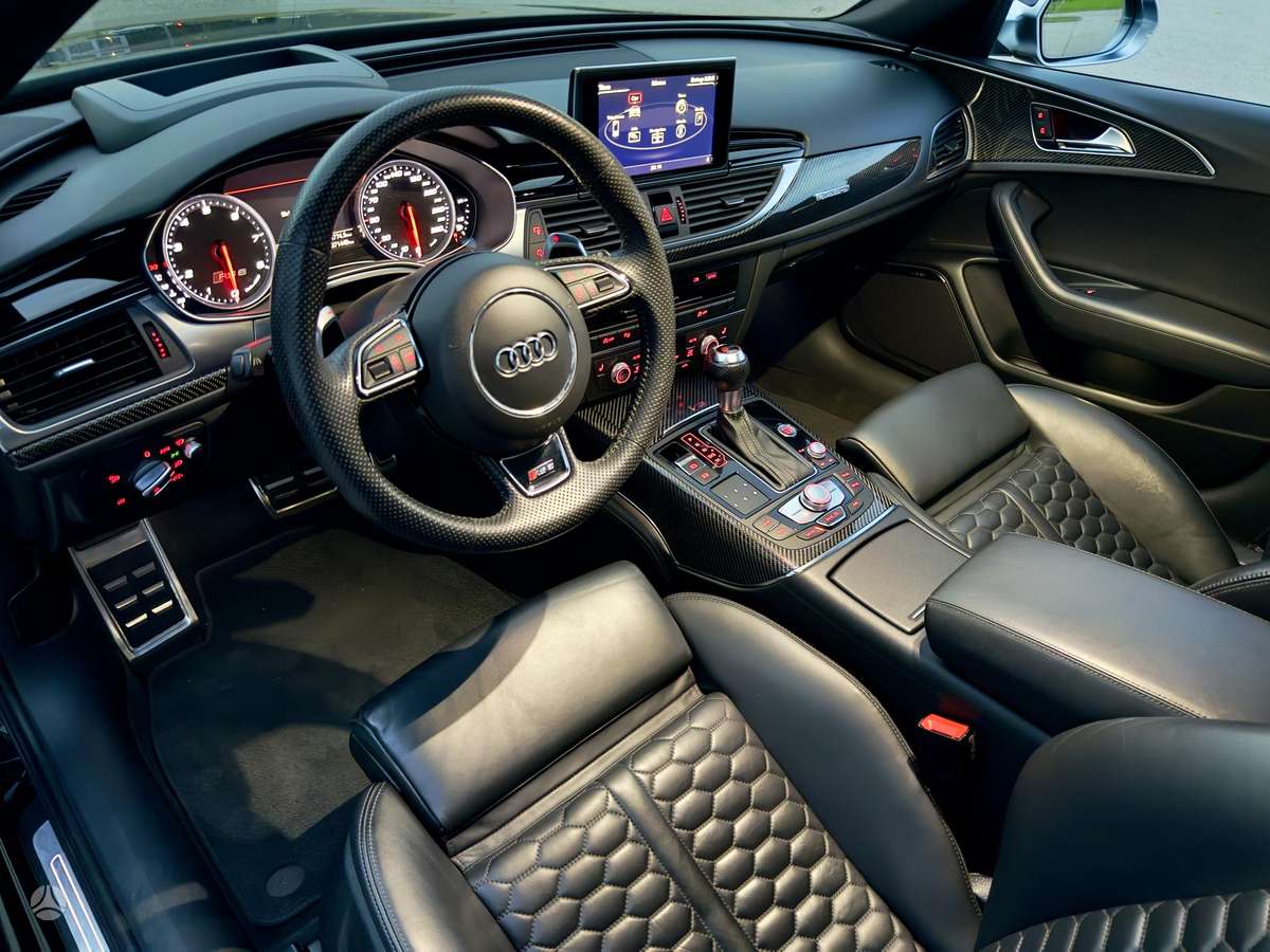 Audi RS 6 - 12