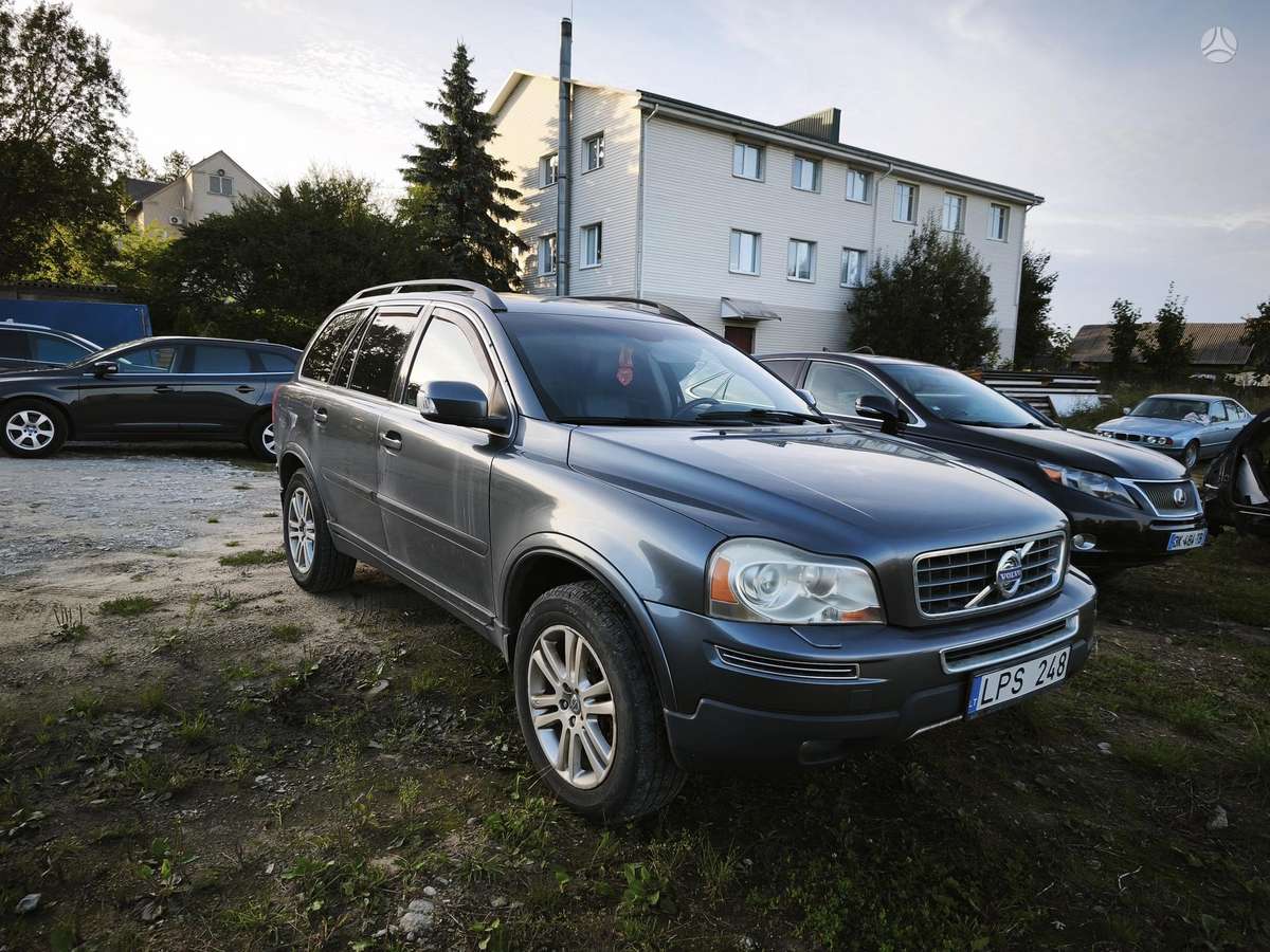 Volvo XC90 - 2