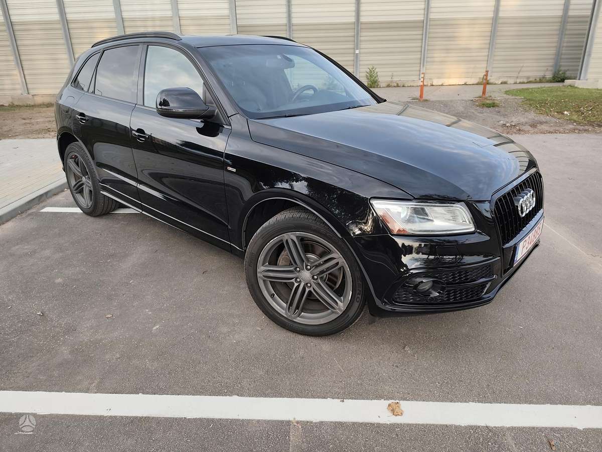 Audi Q5, 3.0 l., off-road / crossover