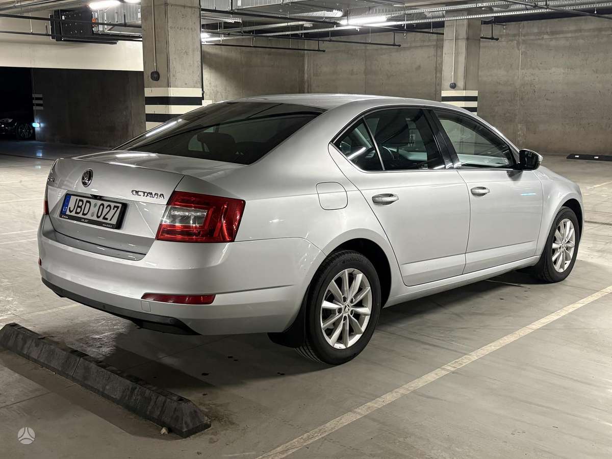 Škoda Octavia - 3