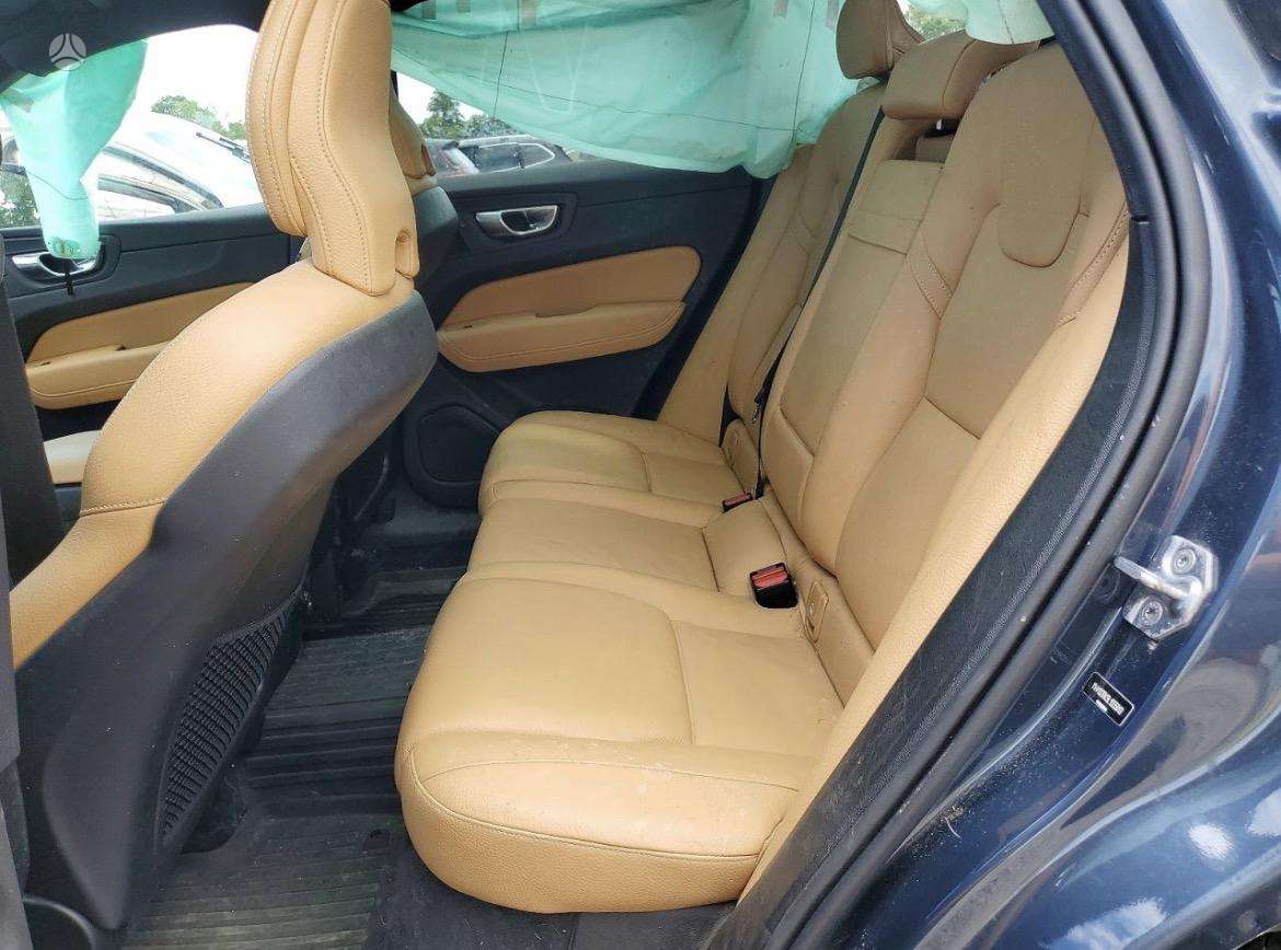 Volvo XC60 - 11