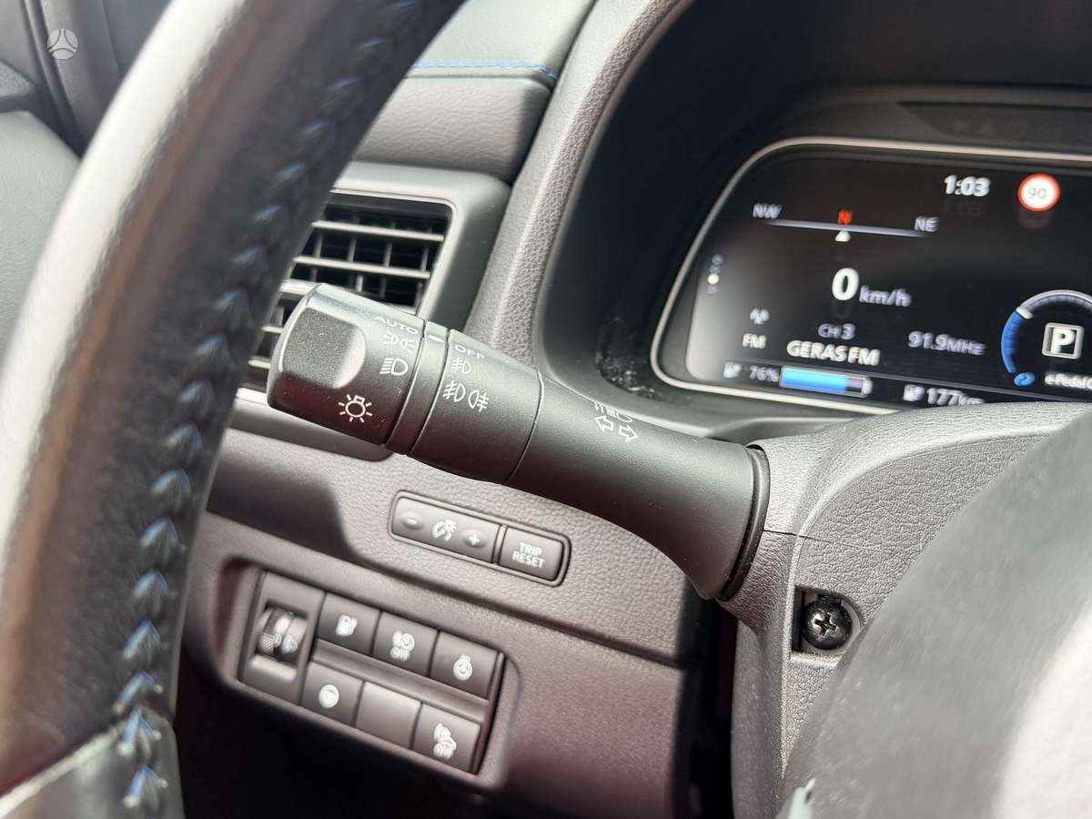 Nissan Leaf, 40 kWh, hatchback