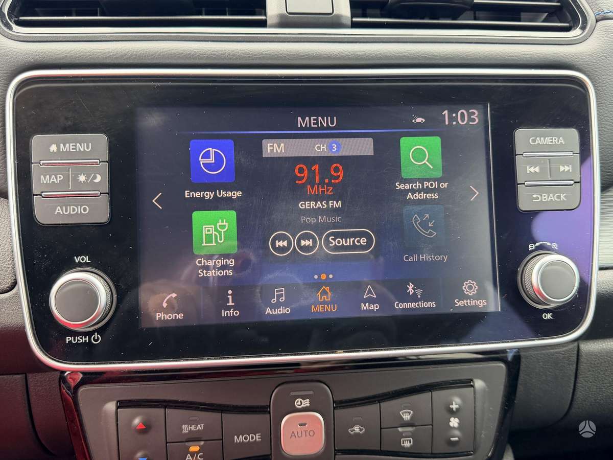 Nissan Leaf, 40 kWh, hatchback