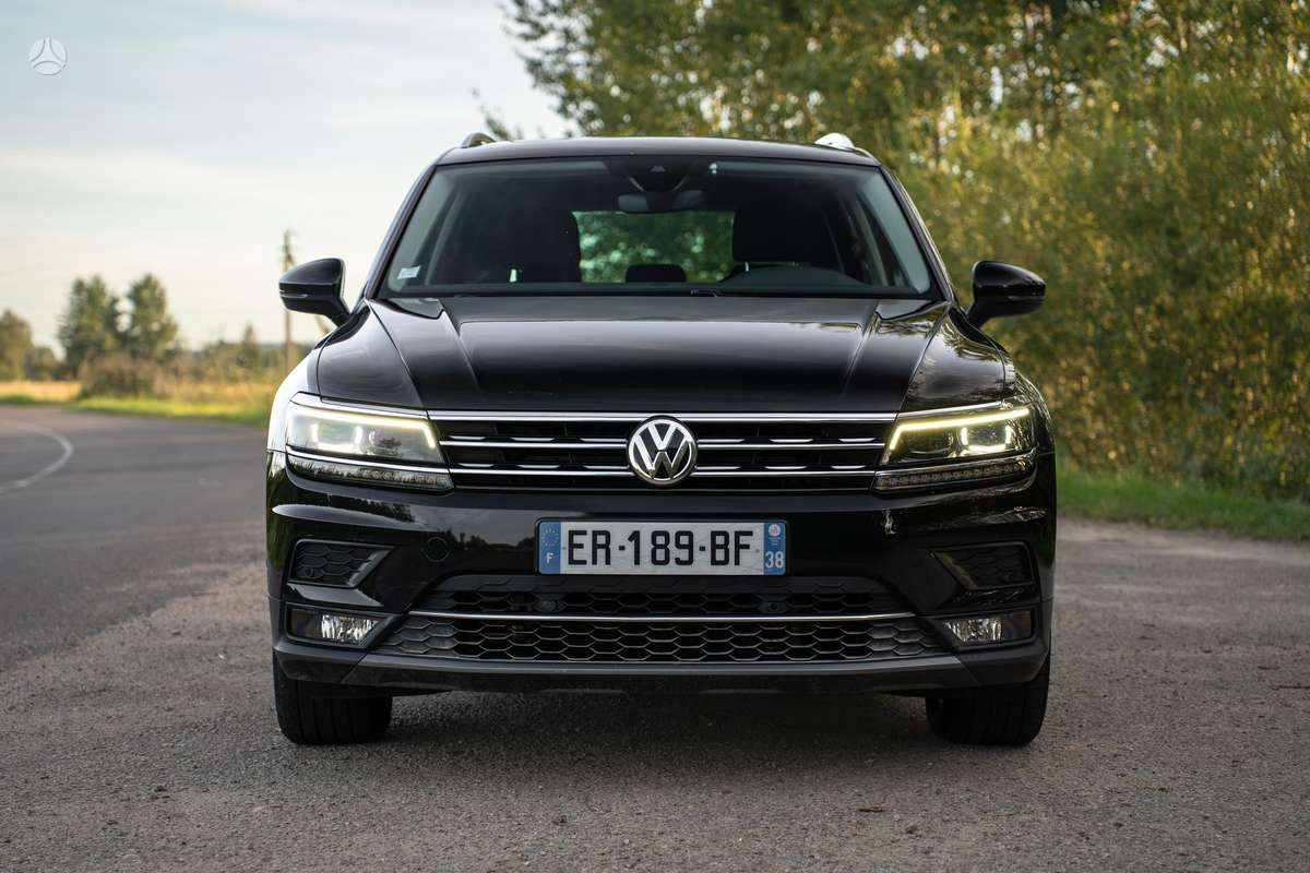 Volkswagen Tiguan - 2