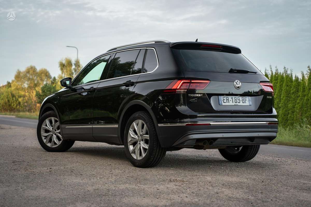 Volkswagen Tiguan - 5