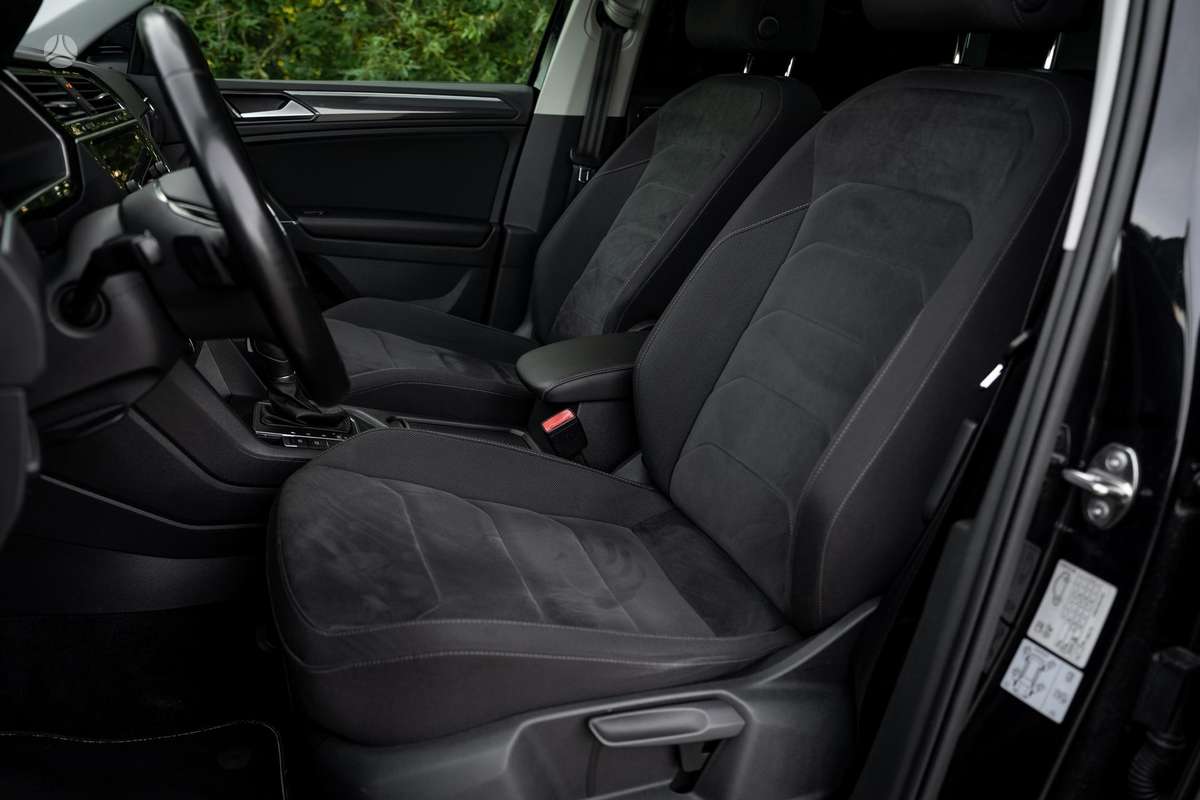 Volkswagen Tiguan - 12