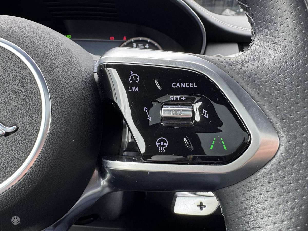 Jaguar E-Pace, 2.0 l., Внедорожник / Кроссовер