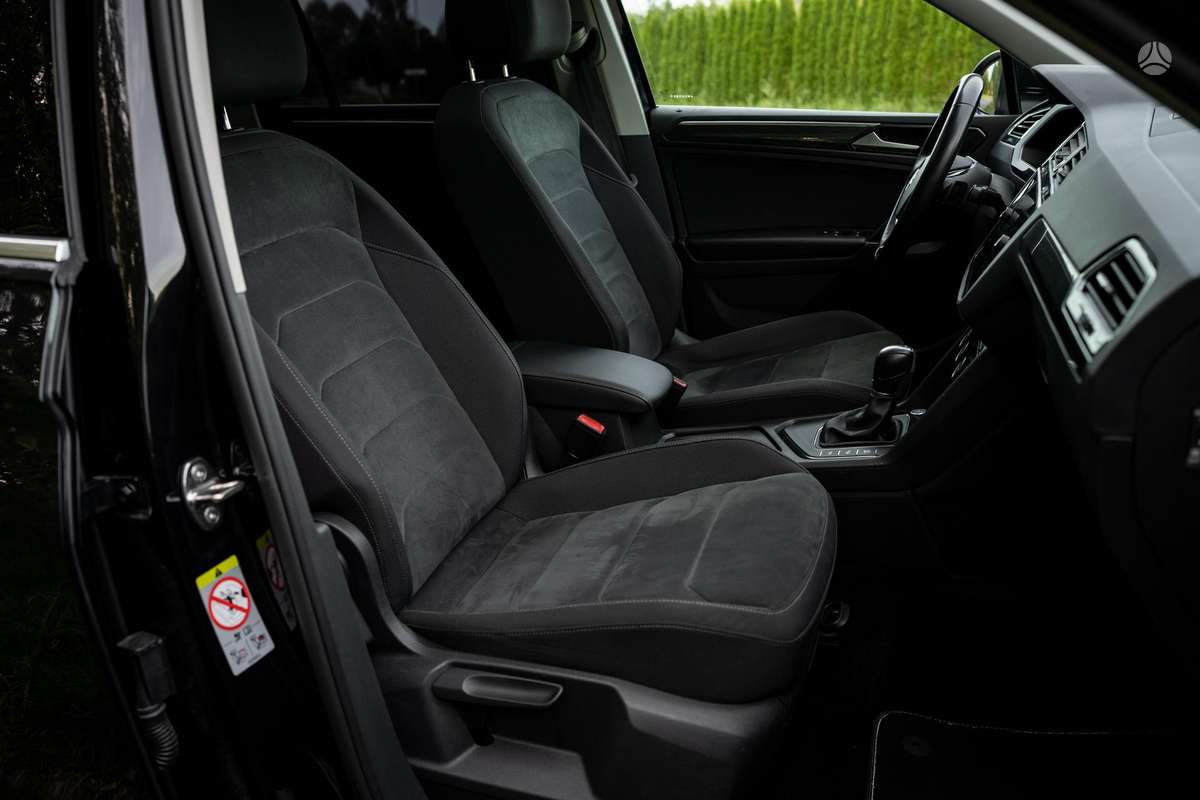 Volkswagen Tiguan - 11