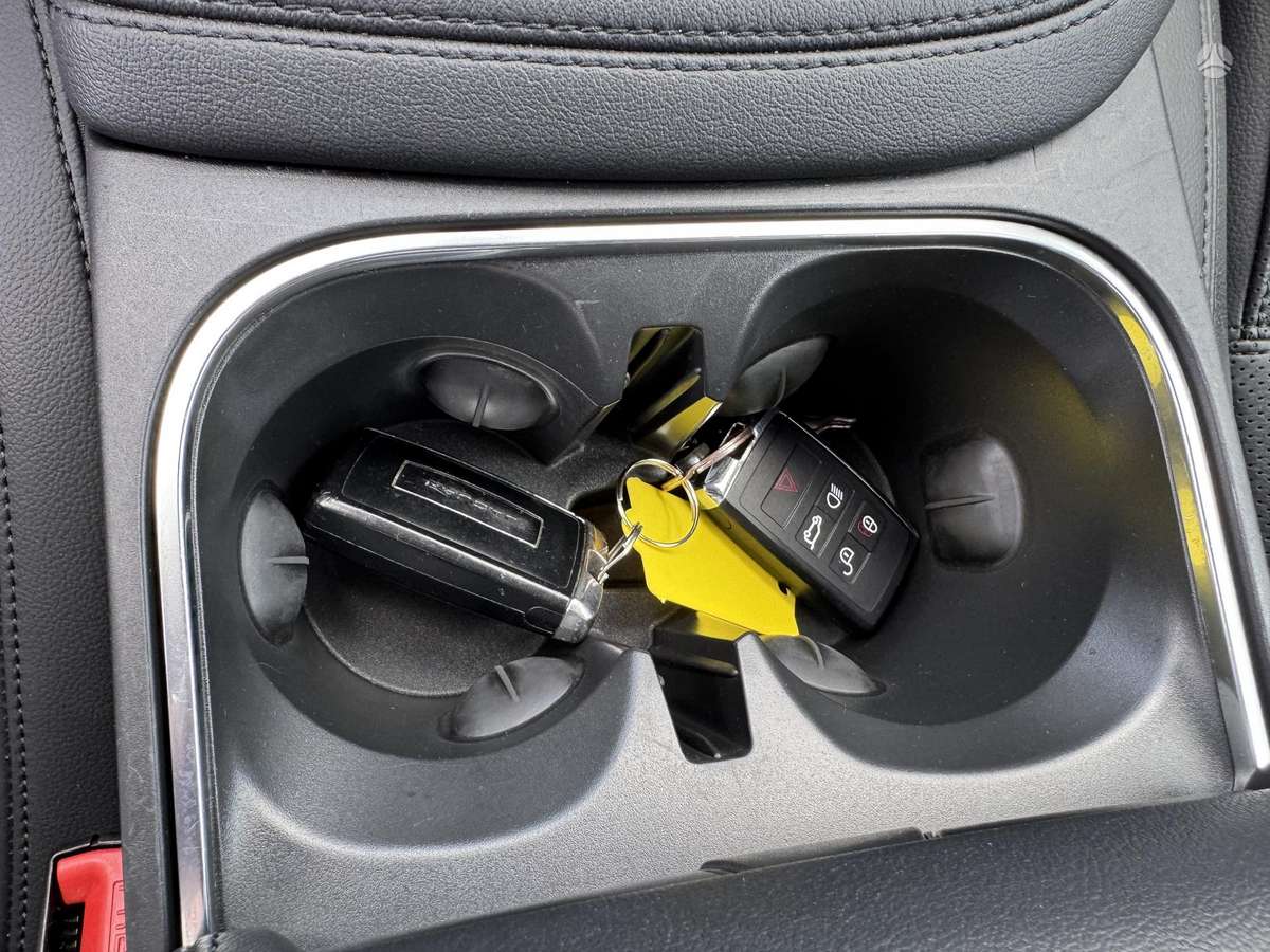 Jaguar E-Pace, 2.0 l., Внедорожник / Кроссовер
