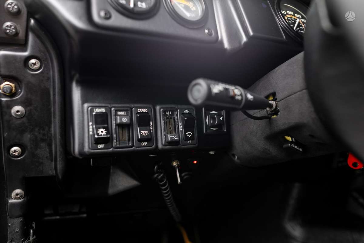 Hummer H1, off-road / crossover