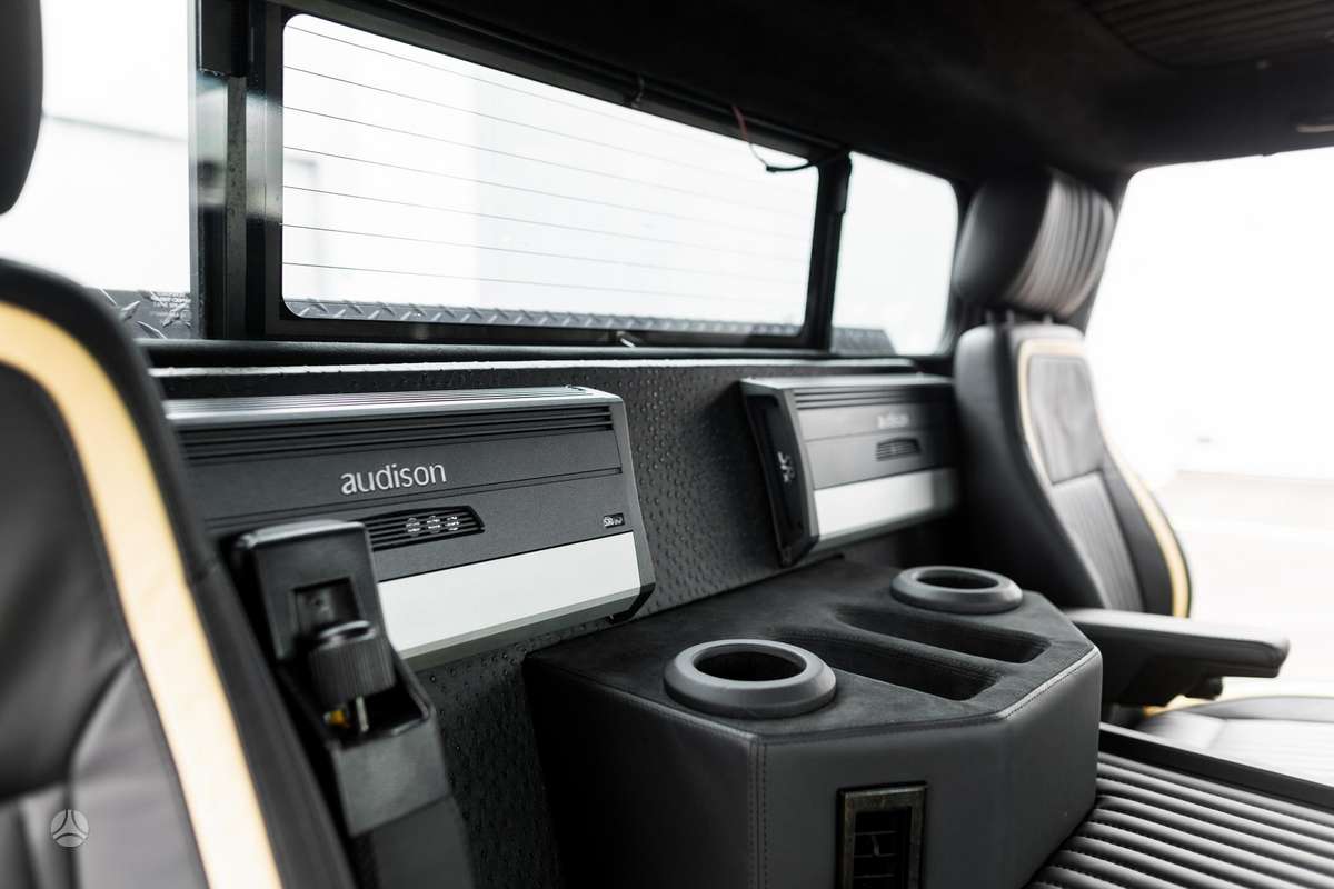 Hummer H1, off-road / crossover