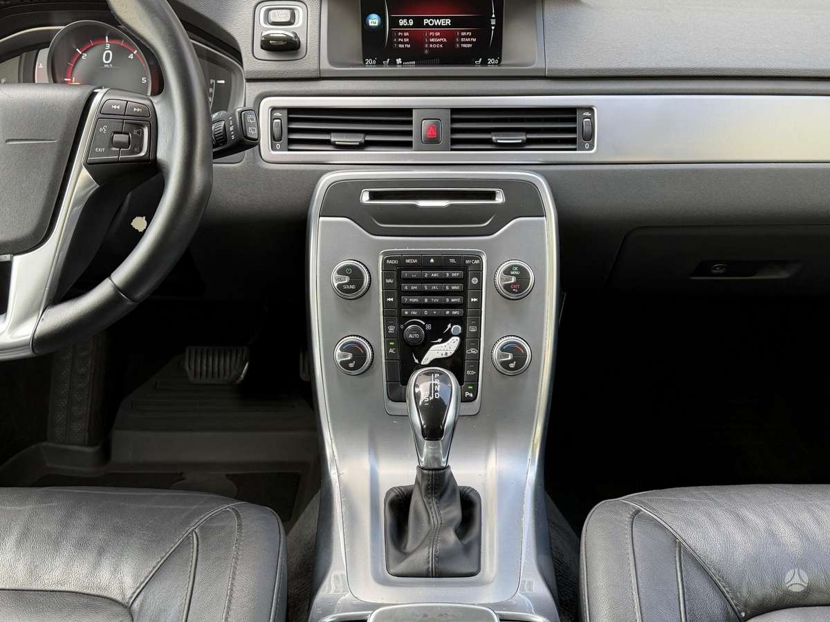 Volvo V70, 2.0 l., Универсал
