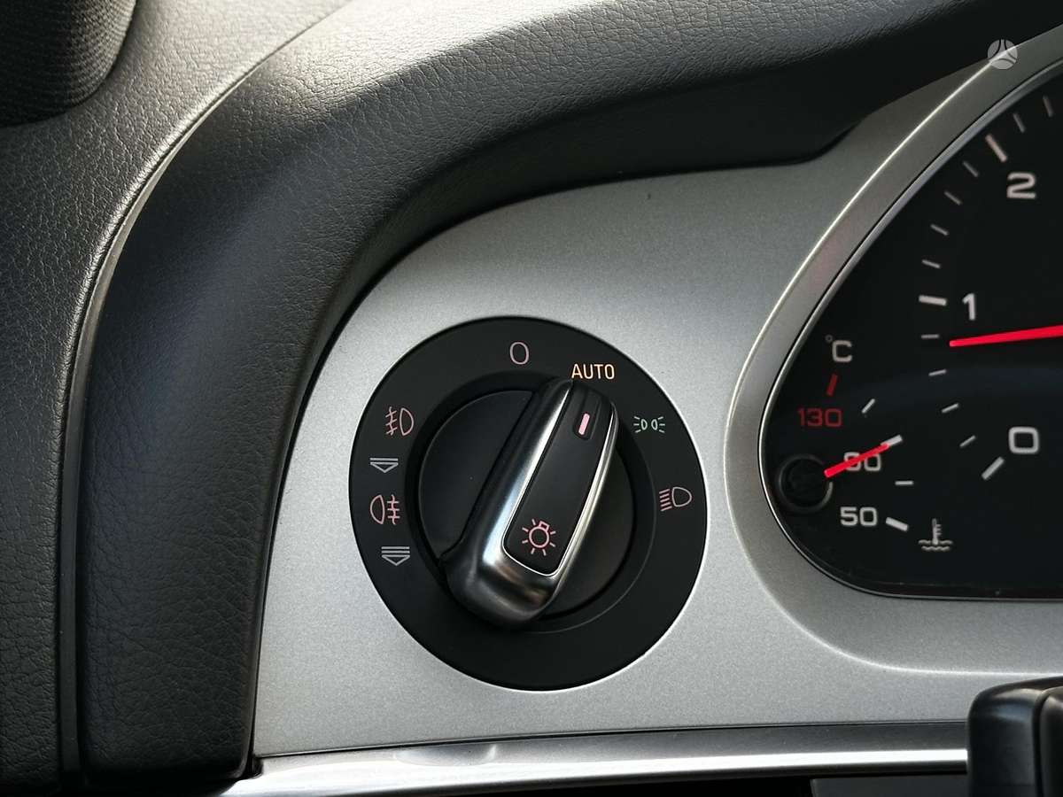 Audi A6, 3.0 l., mpv / minivan