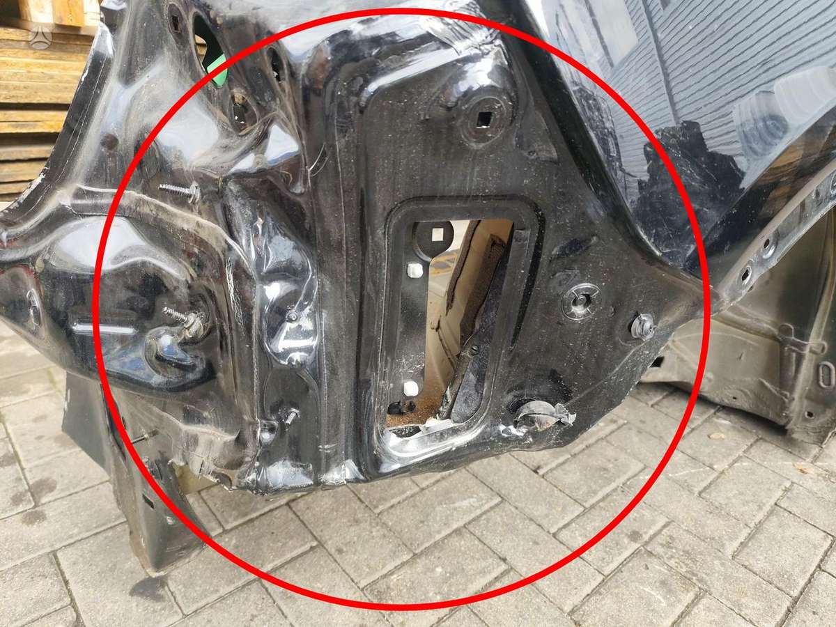 Audi Q4 e-tron dangtis (priekinis, galinis)