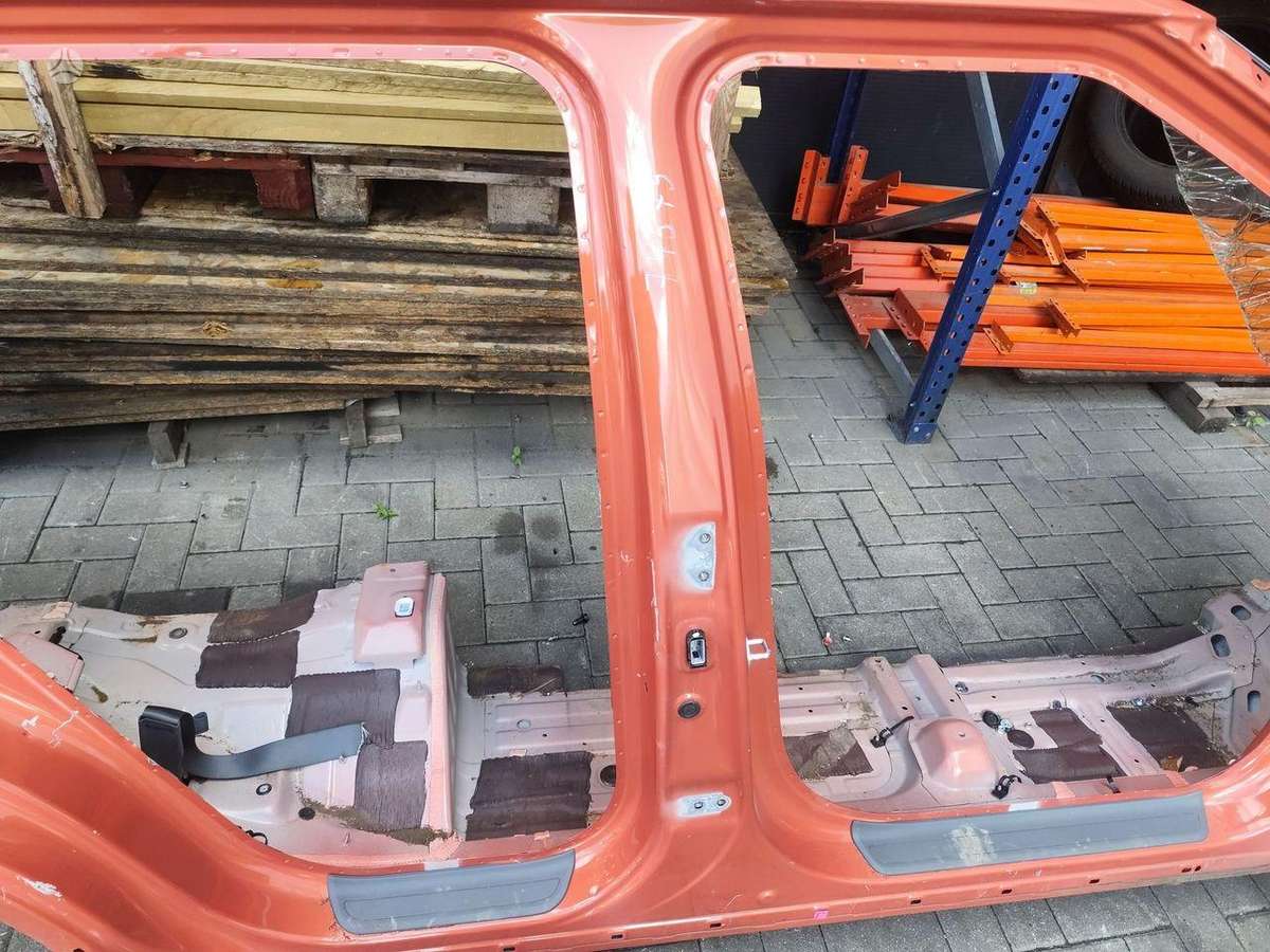 Kia EV3 dangtis (priekinis, galinis)