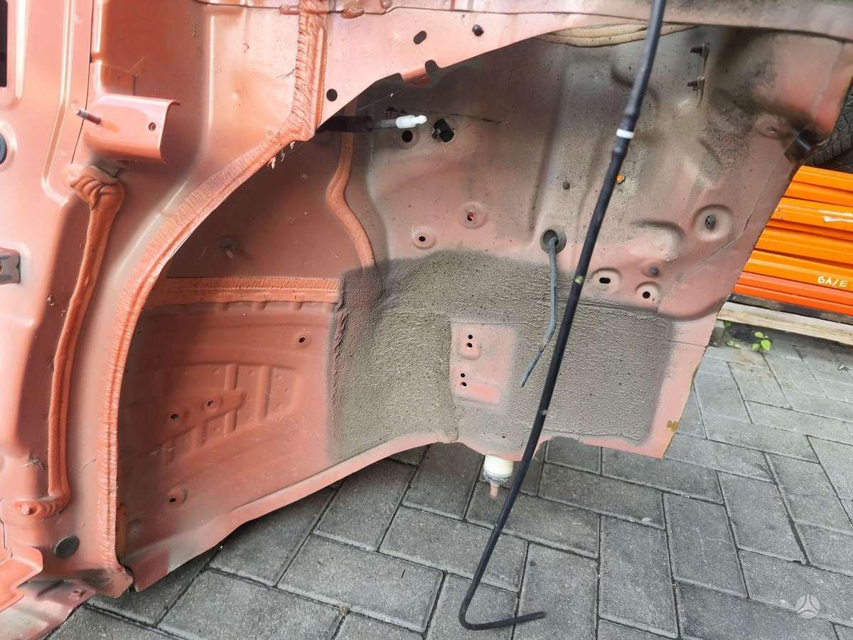 Kia EV3 dangtis (priekinis, galinis)