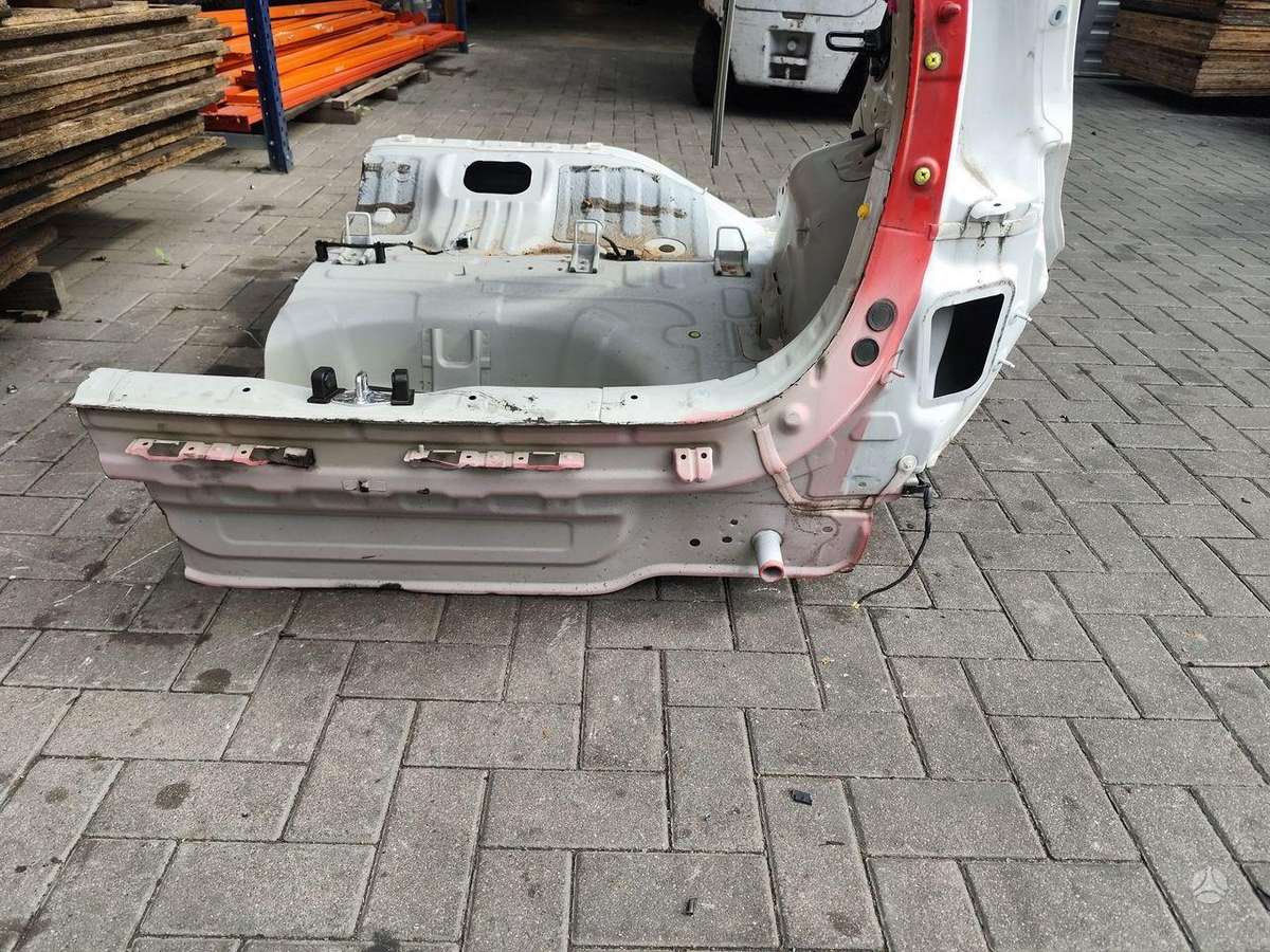 Kia Soul dangtis (priekinis, galinis)
