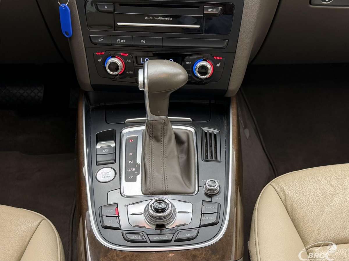 Audi Q5, 2.0 l., Внедорожник / Кроссовер