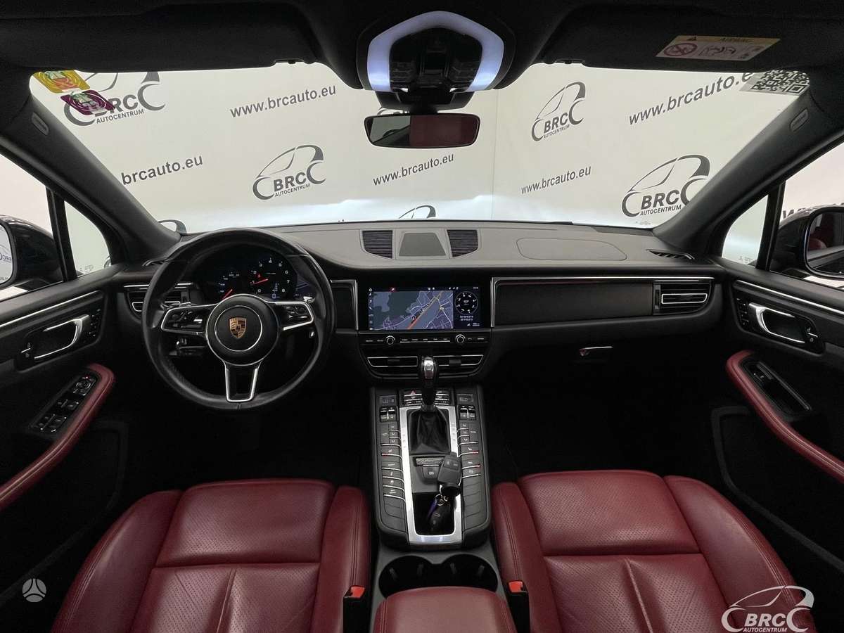 Porsche Macan - 4