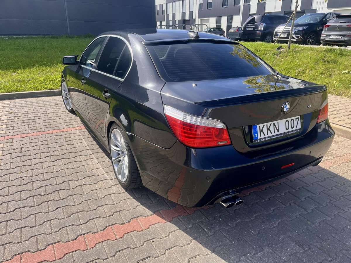 BMW 530, 3.0 l., Седан