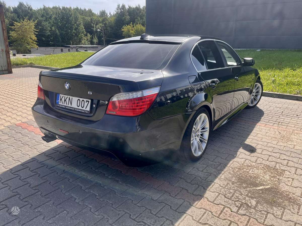 BMW 530, 3.0 l., Седан