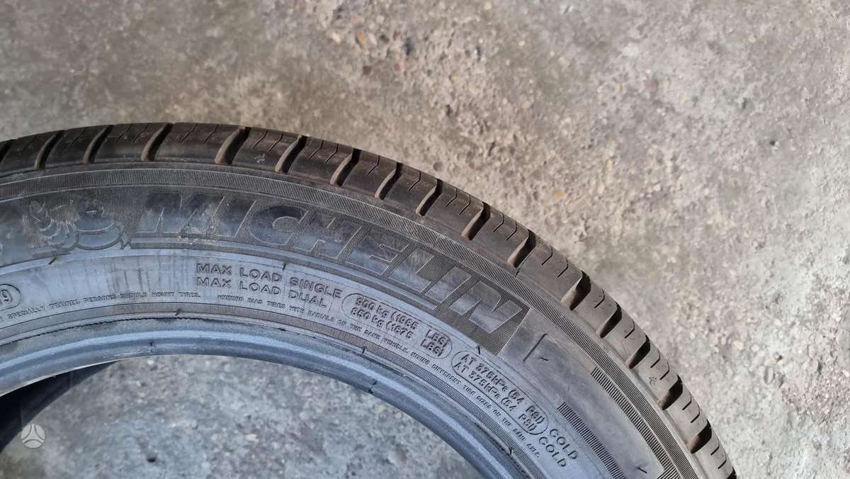 Michelin Agilis, летние 215/60 R17