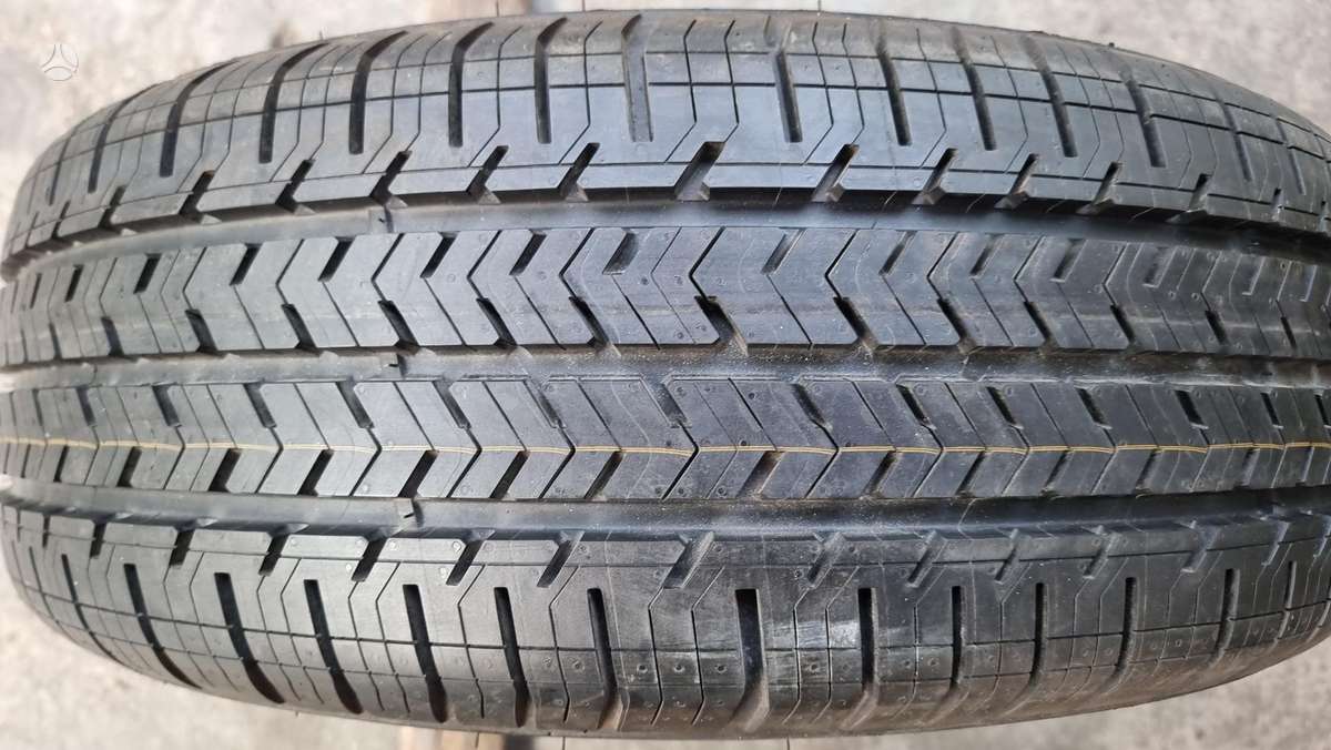 Michelin Agilis, летние 215/60 R17
