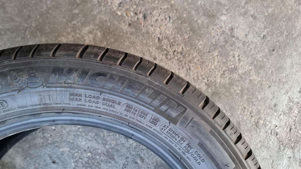 Michelin Agilis, летние 215/60 R17