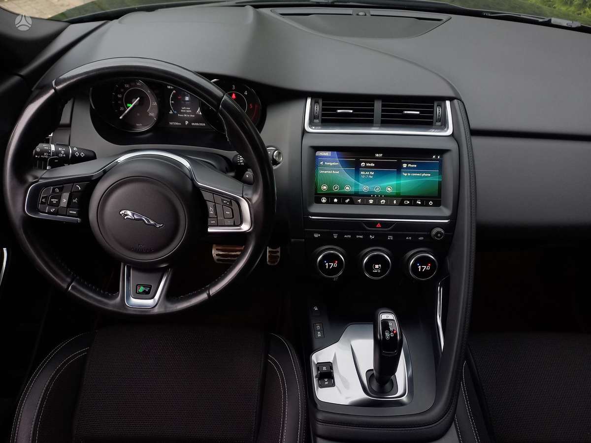 Jaguar E-Pace, 2.0 l., Внедорожник / Кроссовер