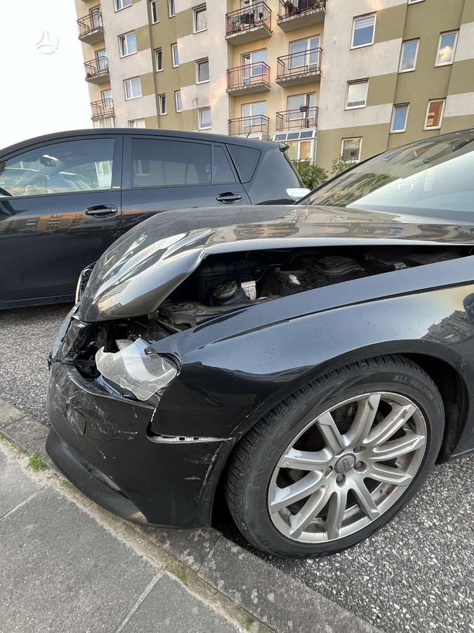 Audi A4, 2.0 l., Универсал