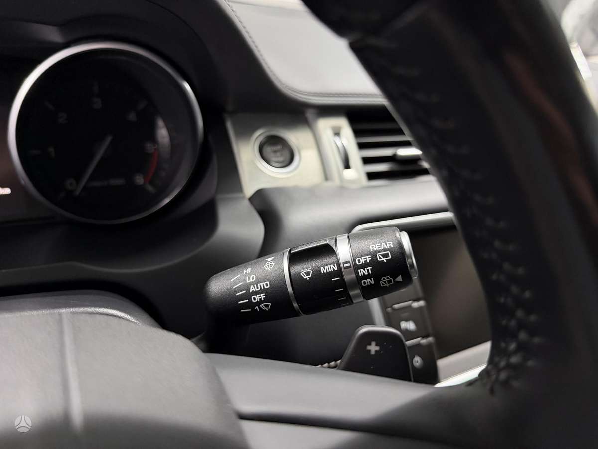 Land Rover Evoque - 12