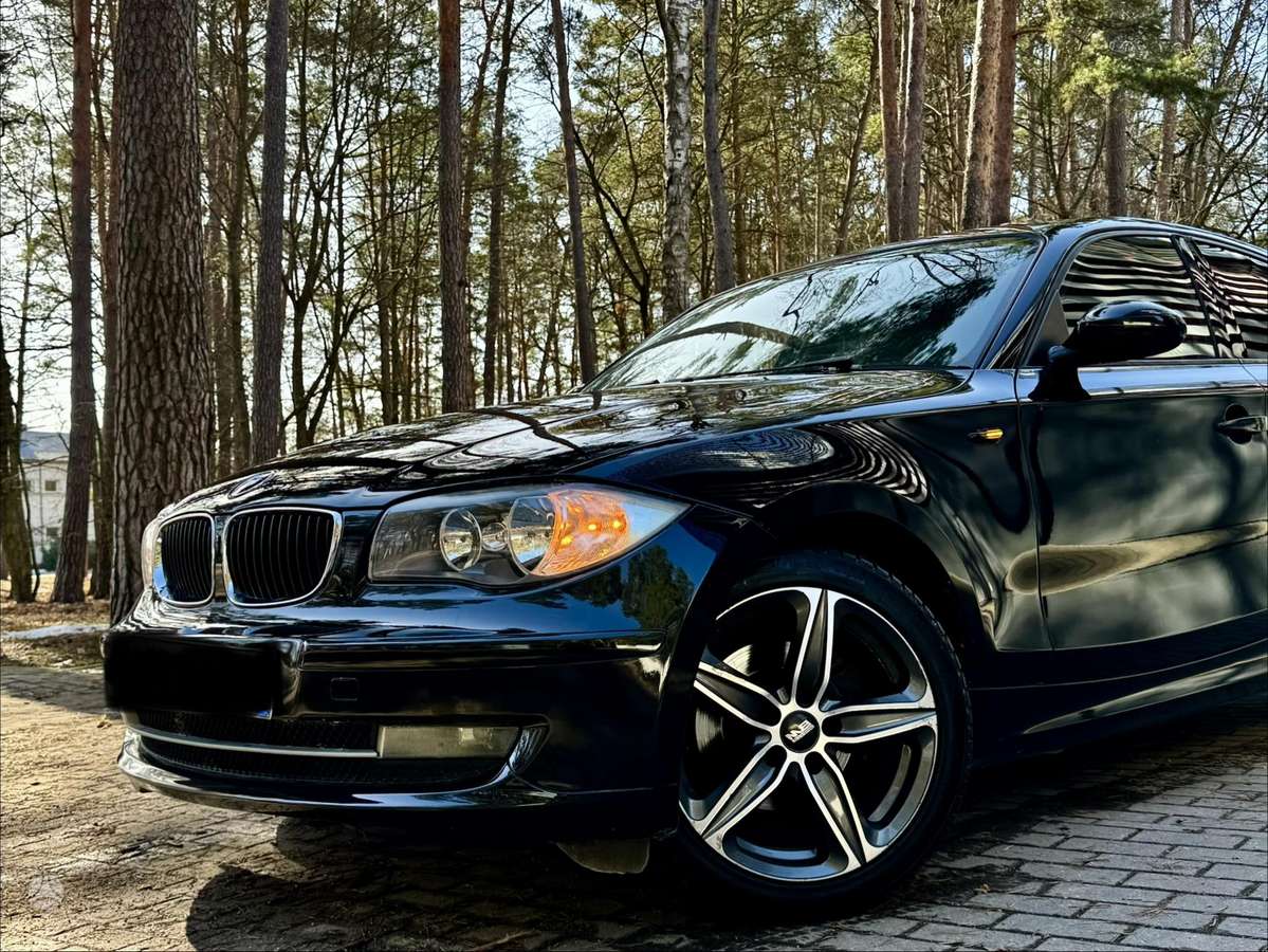 BMW 118, 2.0 l., Хэтчбек