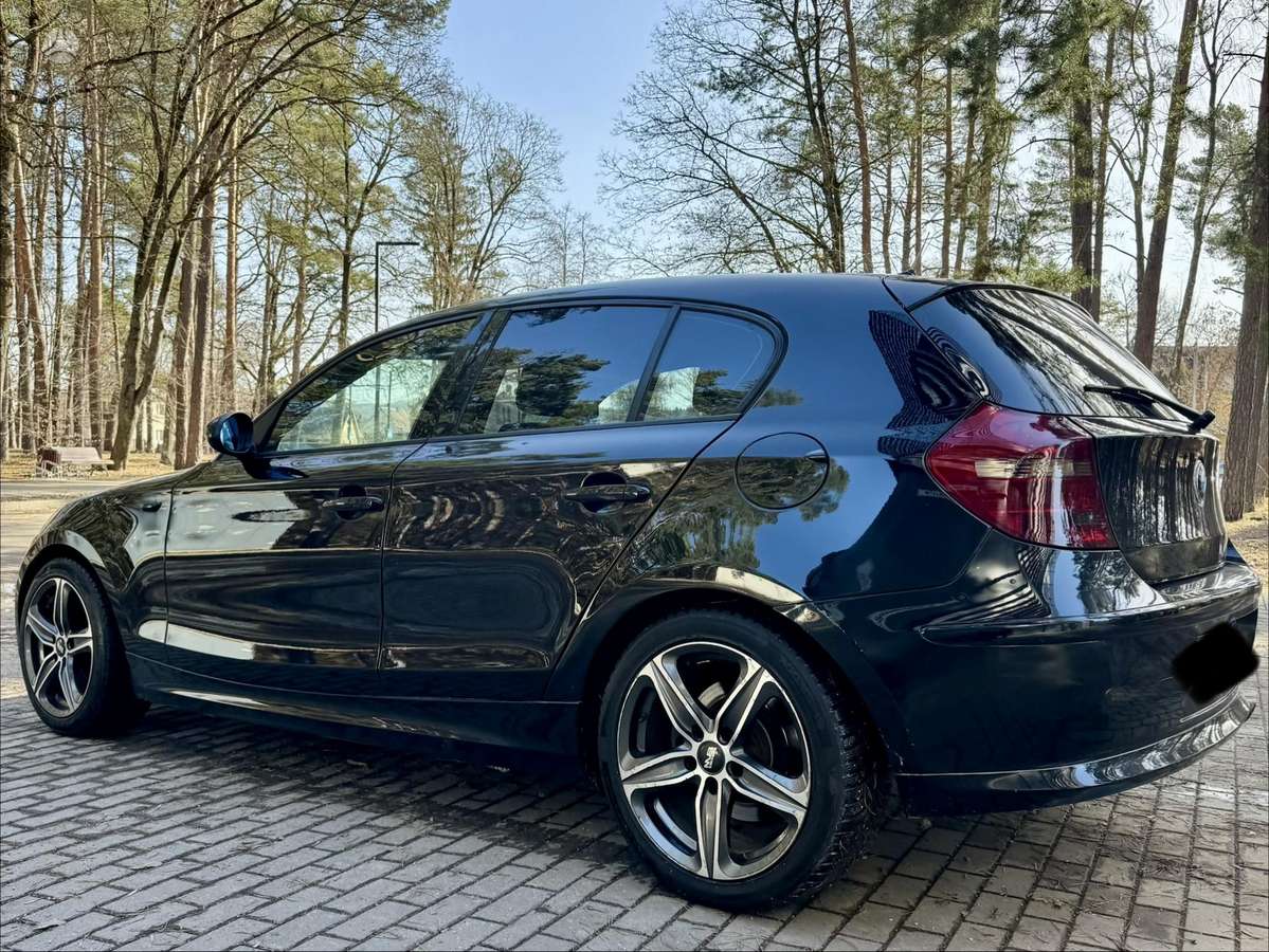 BMW 118, 2.0 l., Хэтчбек