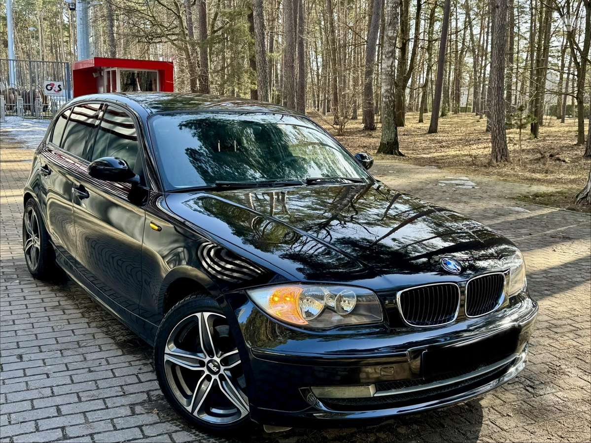 BMW 118, 2.0 l., Хэтчбек