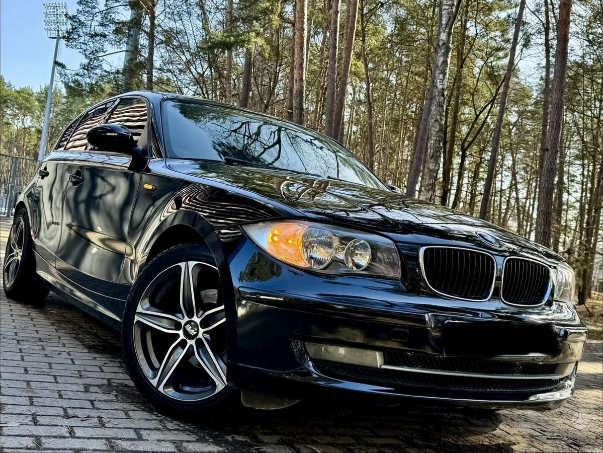 BMW 118, 2.0 l., Хэтчбек