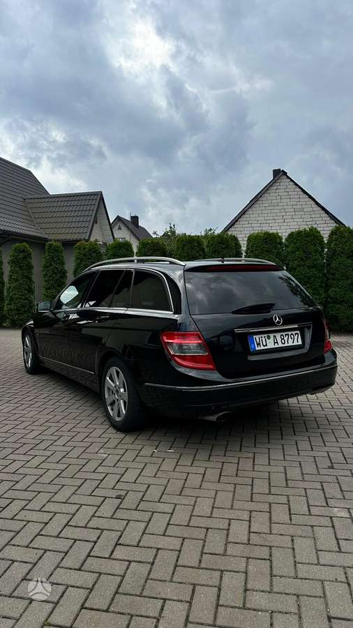 Mercedes-Benz C220, Универсал