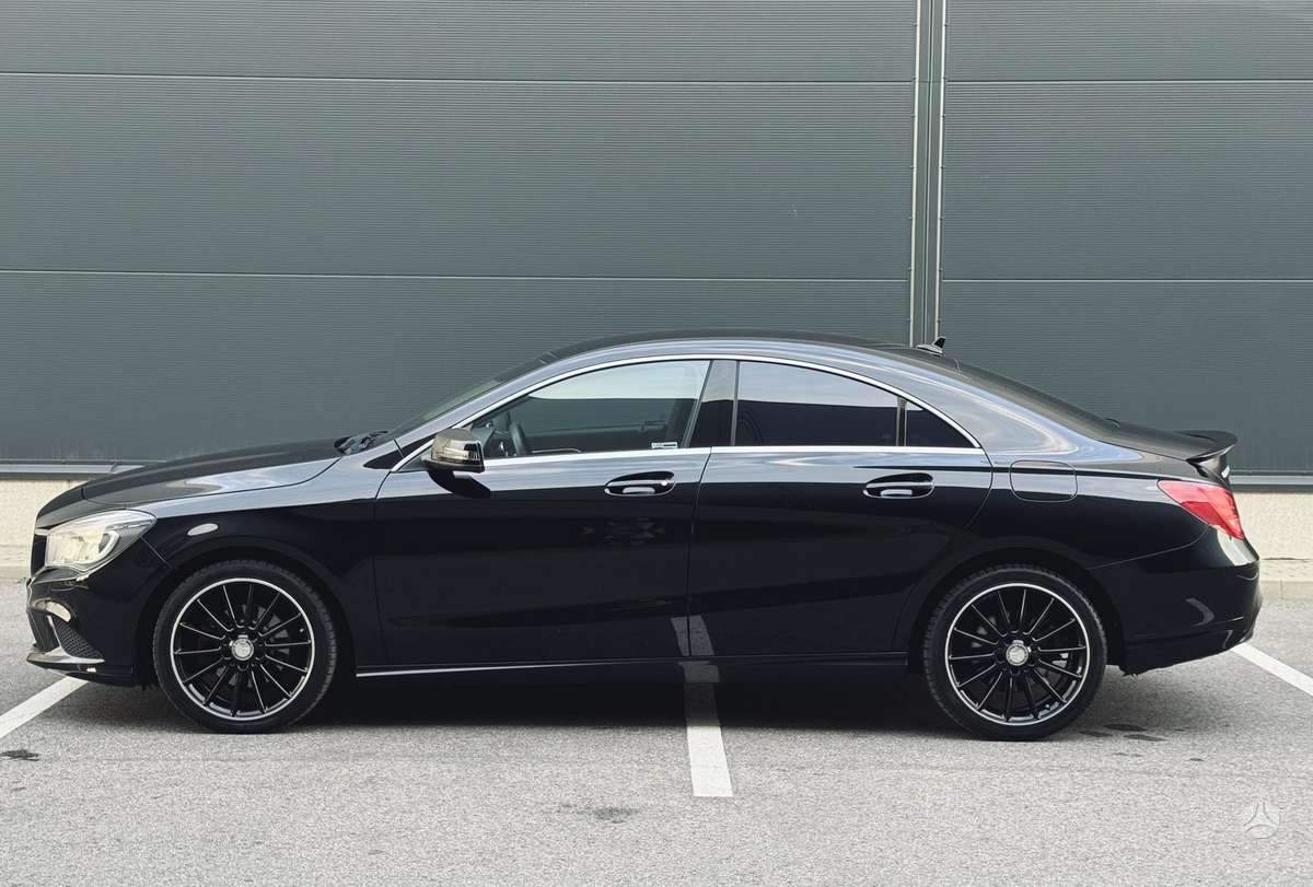 Mercedes-Benz CLA200 - 4