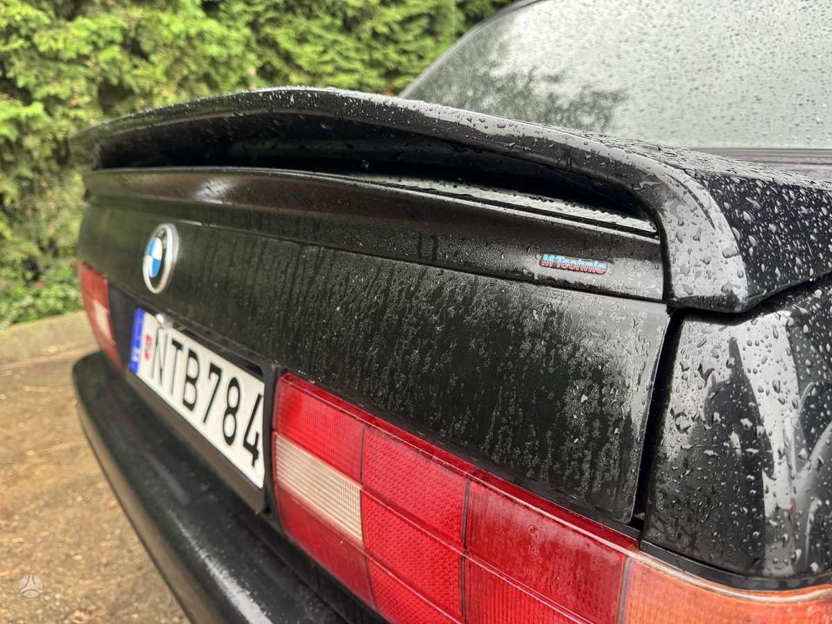 BMW 325, 2.5 l., Седан