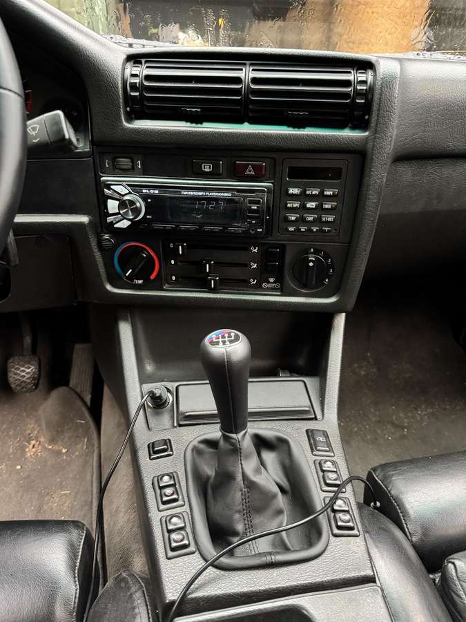 BMW 325, 2.5 l., Седан
