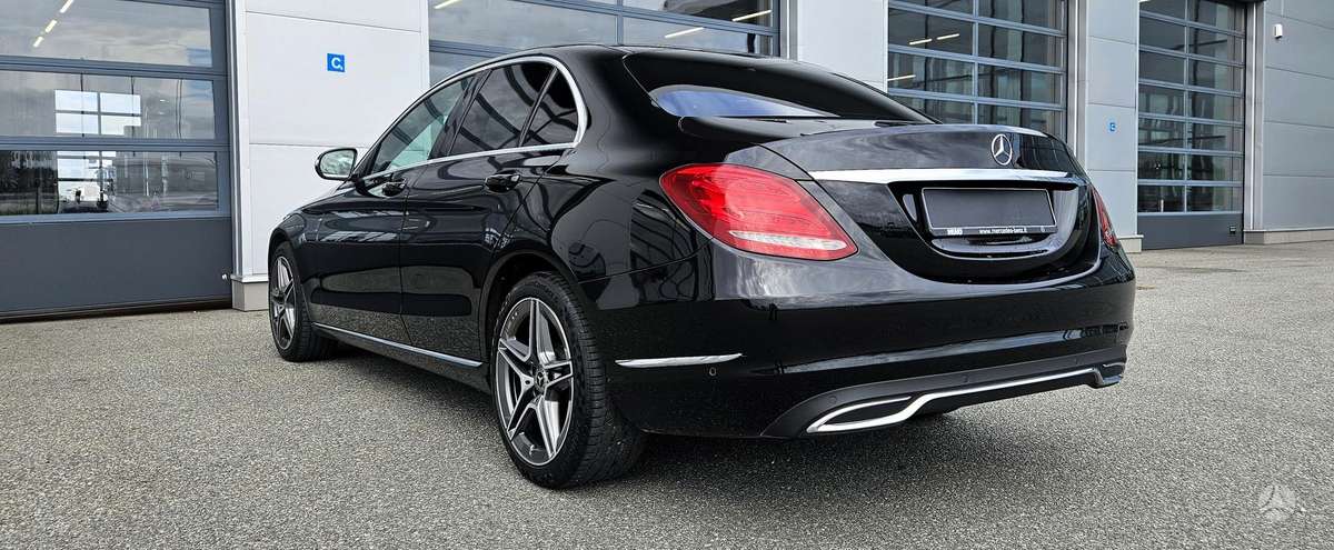 Mercedes-Benz C220 - 5