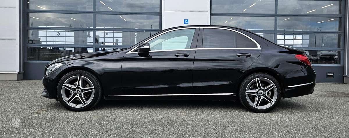 Mercedes-Benz C220 - 3