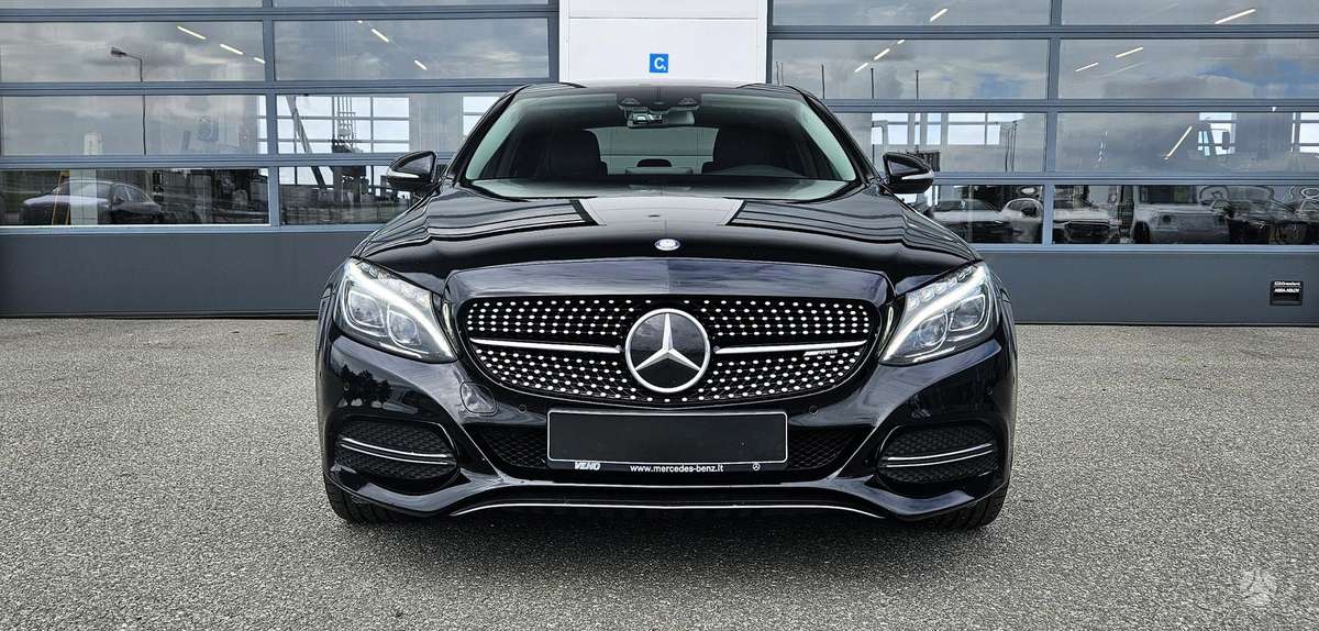 Mercedes-Benz C220 - 2
