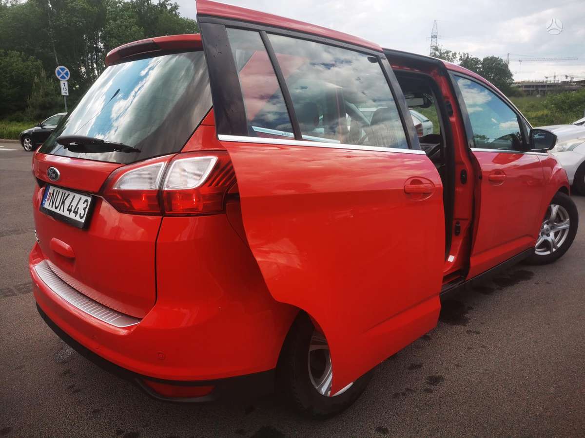 Ford Grand C-MAX - 5